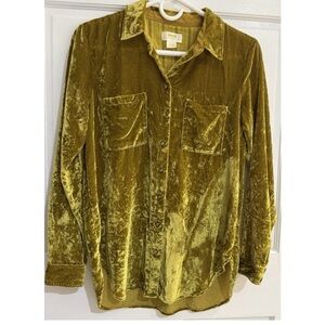 Anthropologie Maeve Karina Crushed Velvet Button Down Shirt Golden Green US 2